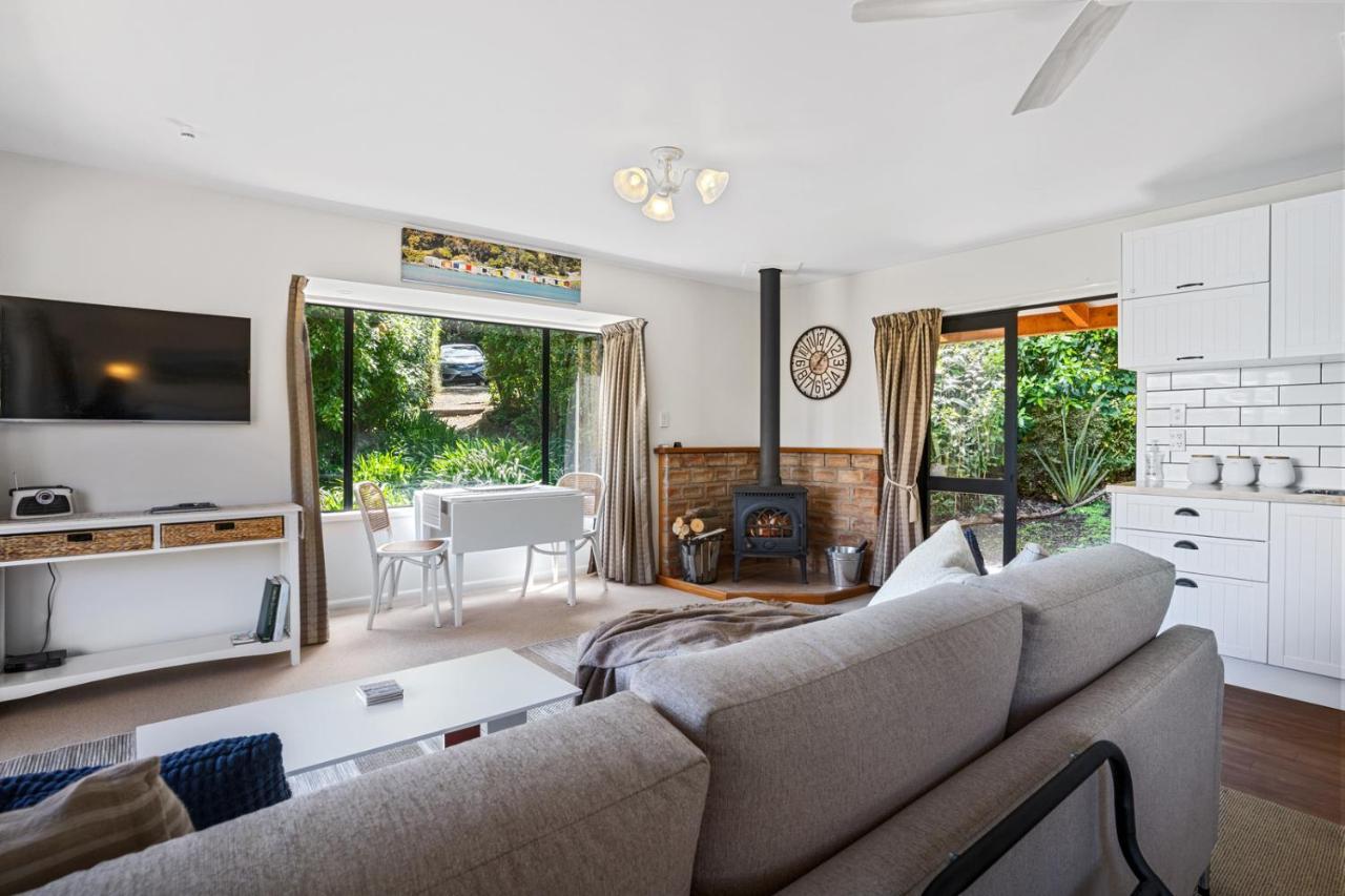 Woodside - Akaroa Holiday Cottage Exterior photo